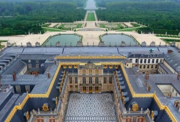 Versailles